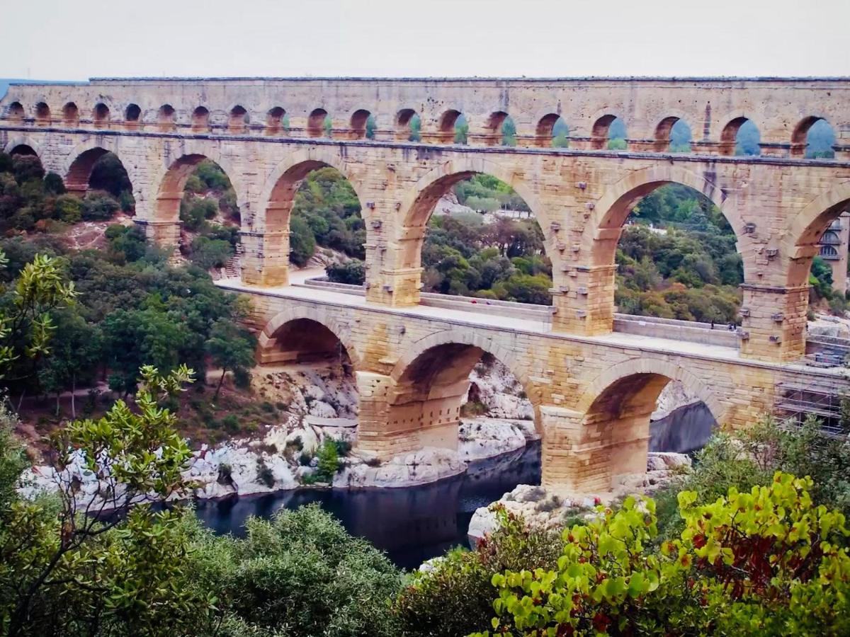 L'Inattendu Uzes Exterior photo